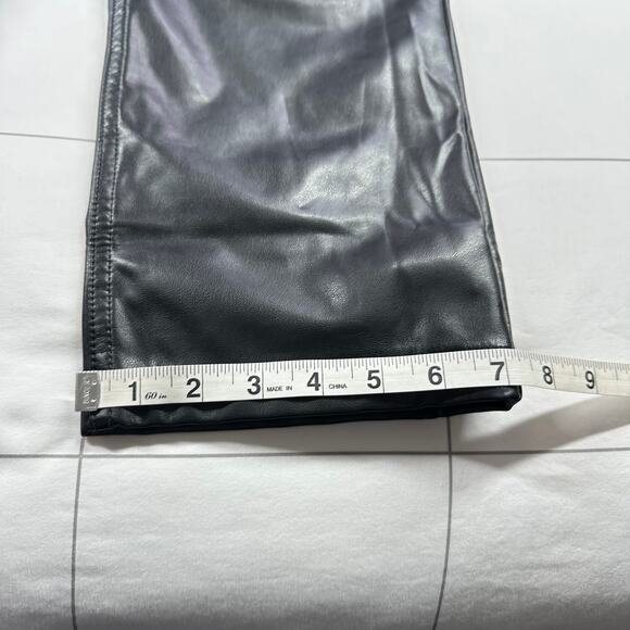 Abercrombie & Fitch Pants Women 29 Short Black Faux Leather Vegan Curve Love 90s - Picture 11 of 11